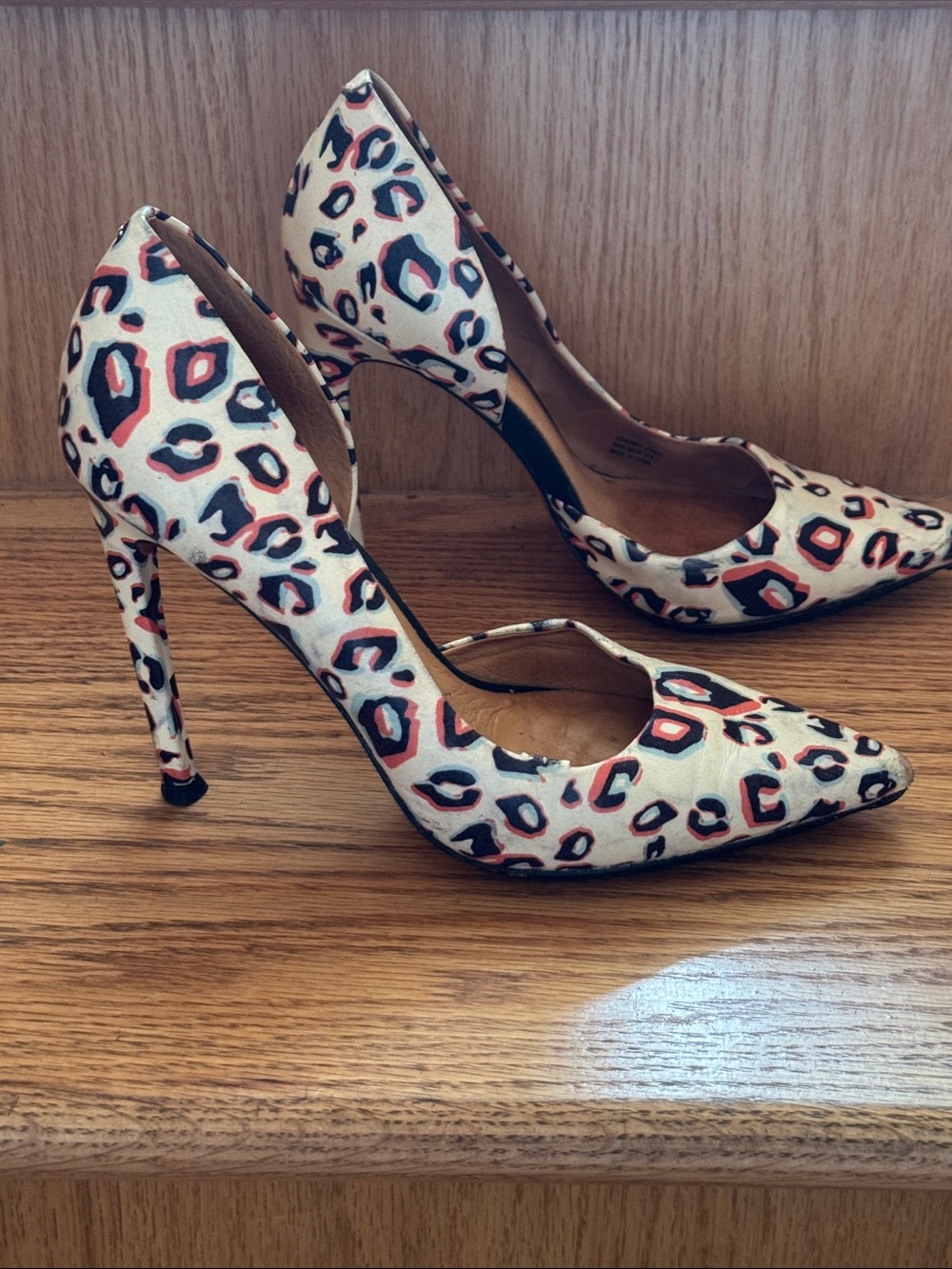 L.A.M.B. Camryn II Leopard Print platform D' Orsay Pumps Size 8